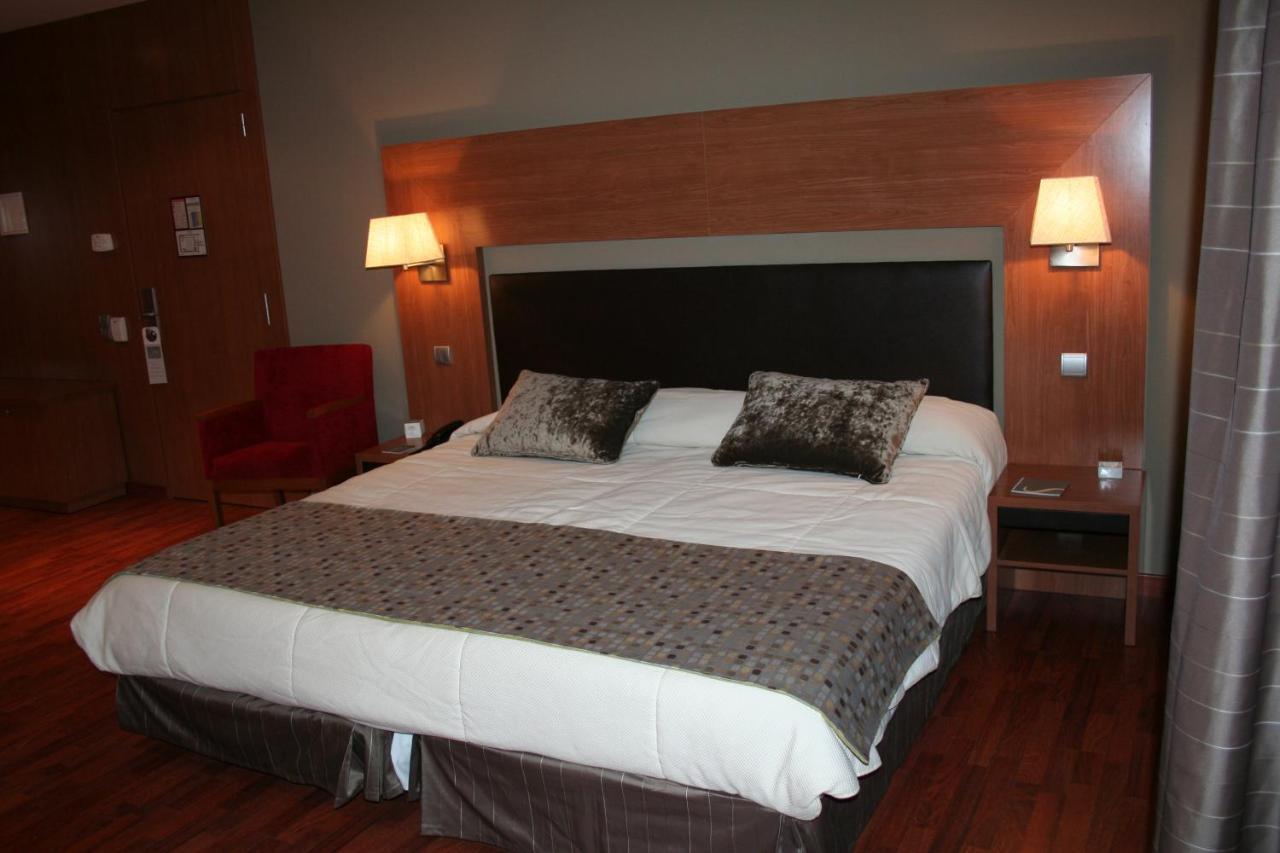 Bagnères-de-Luchon Alti Hotel מראה חיצוני תמונה